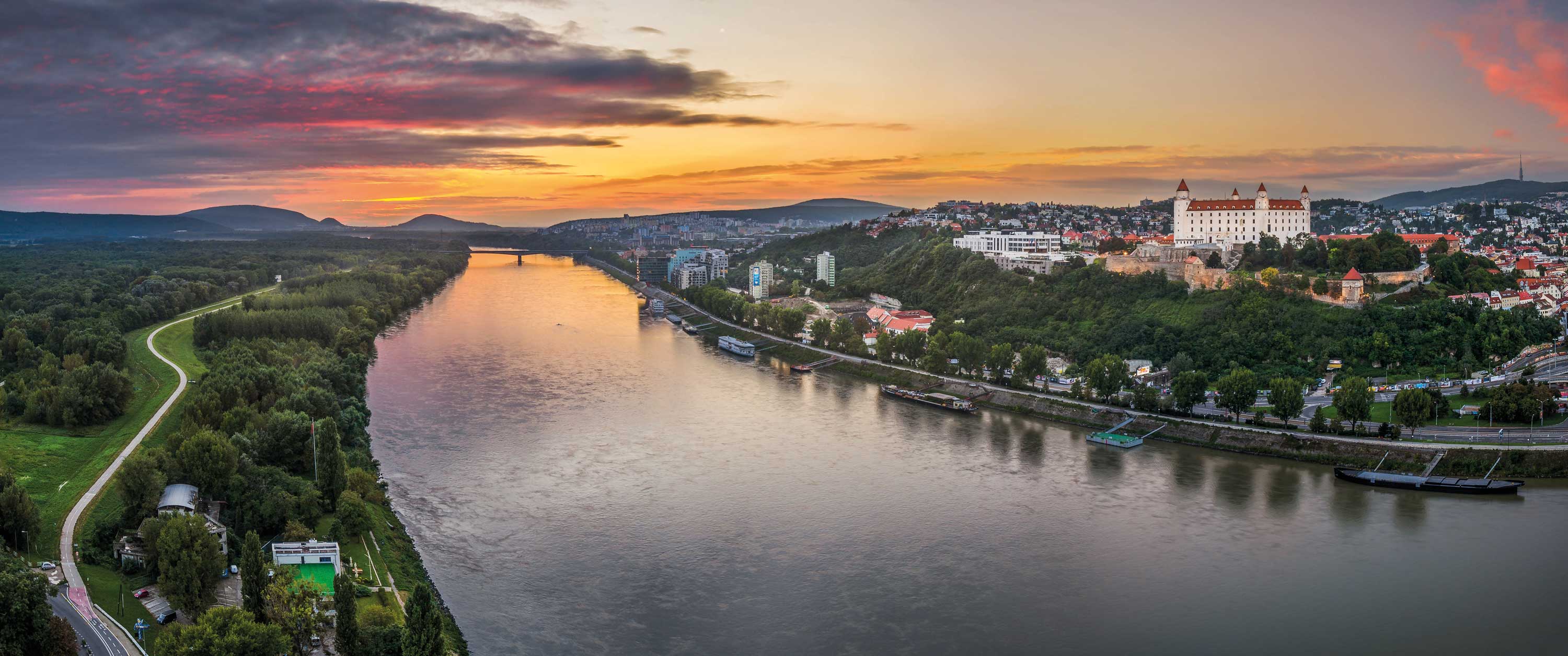 Download wallpapers Budapest, aerial view, Chain bridge, Danube river,  Budapest in autumn, Budapest panorama, Hungary for desktop free. Pictures  for desktop free