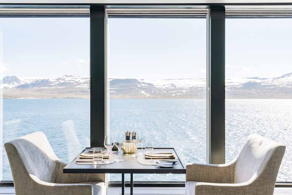 MS Fridtjof Nansen Antarctica Restaurant