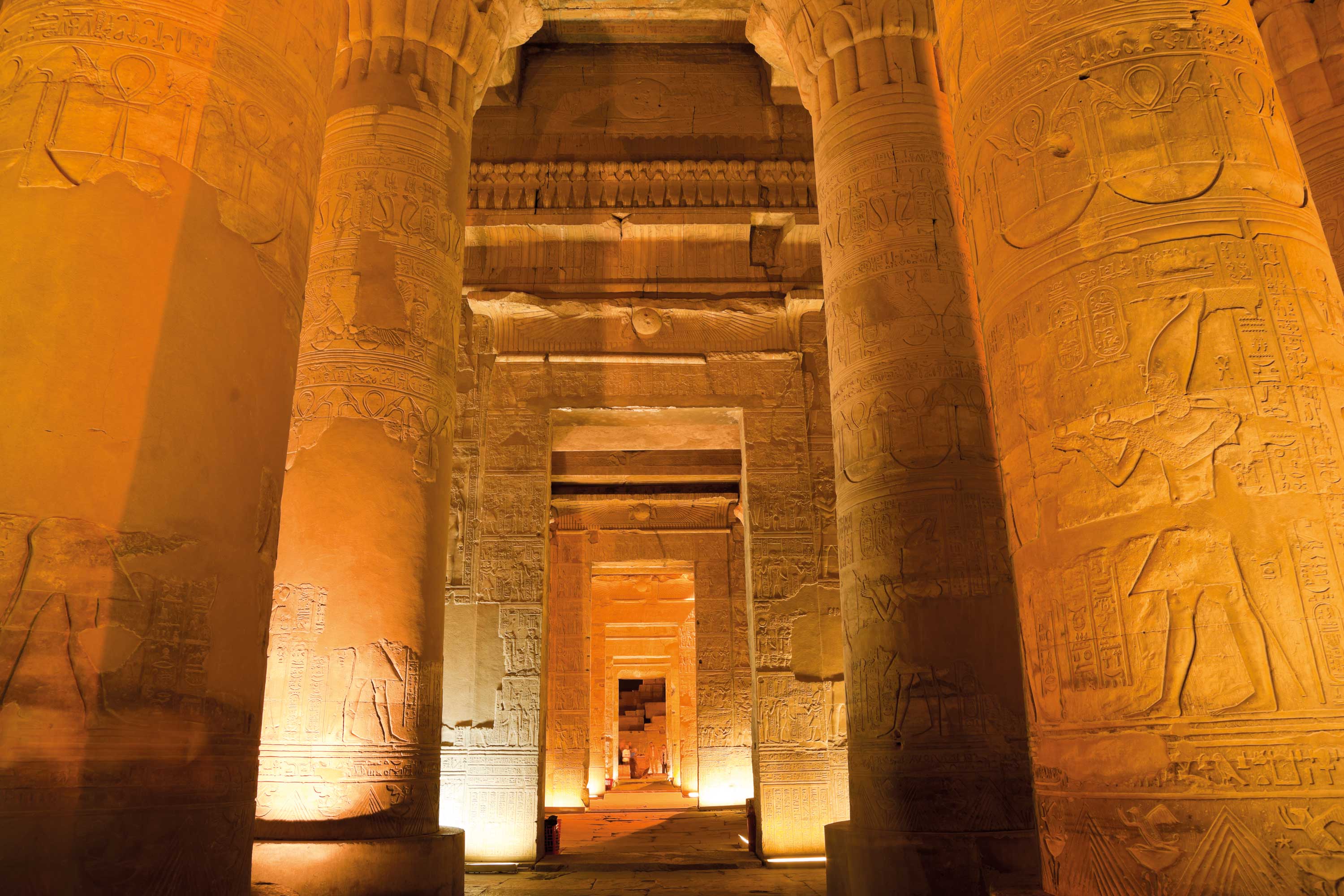 Egyptian Adventure: An 8-Day Tour Tailored for American Explorers - Day 5: Edfu and Kom Ombo