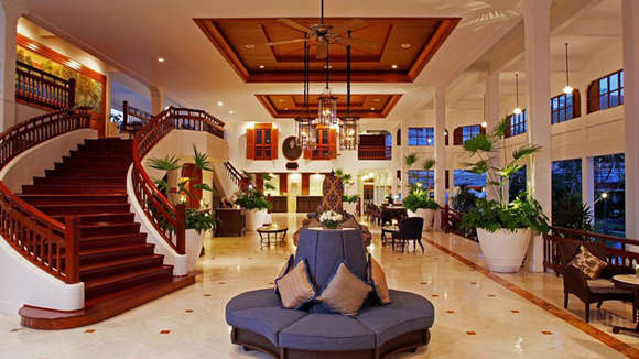 Centara Grand Beach Resort, Hua Hin, Thailand, Lobby